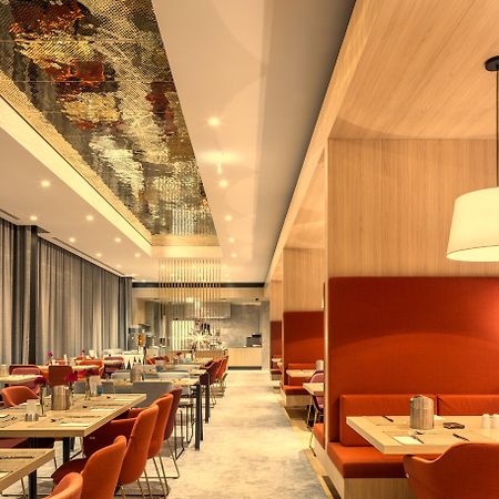 Hilton Garden Inn Wiener Neustadt Extérieur photo
