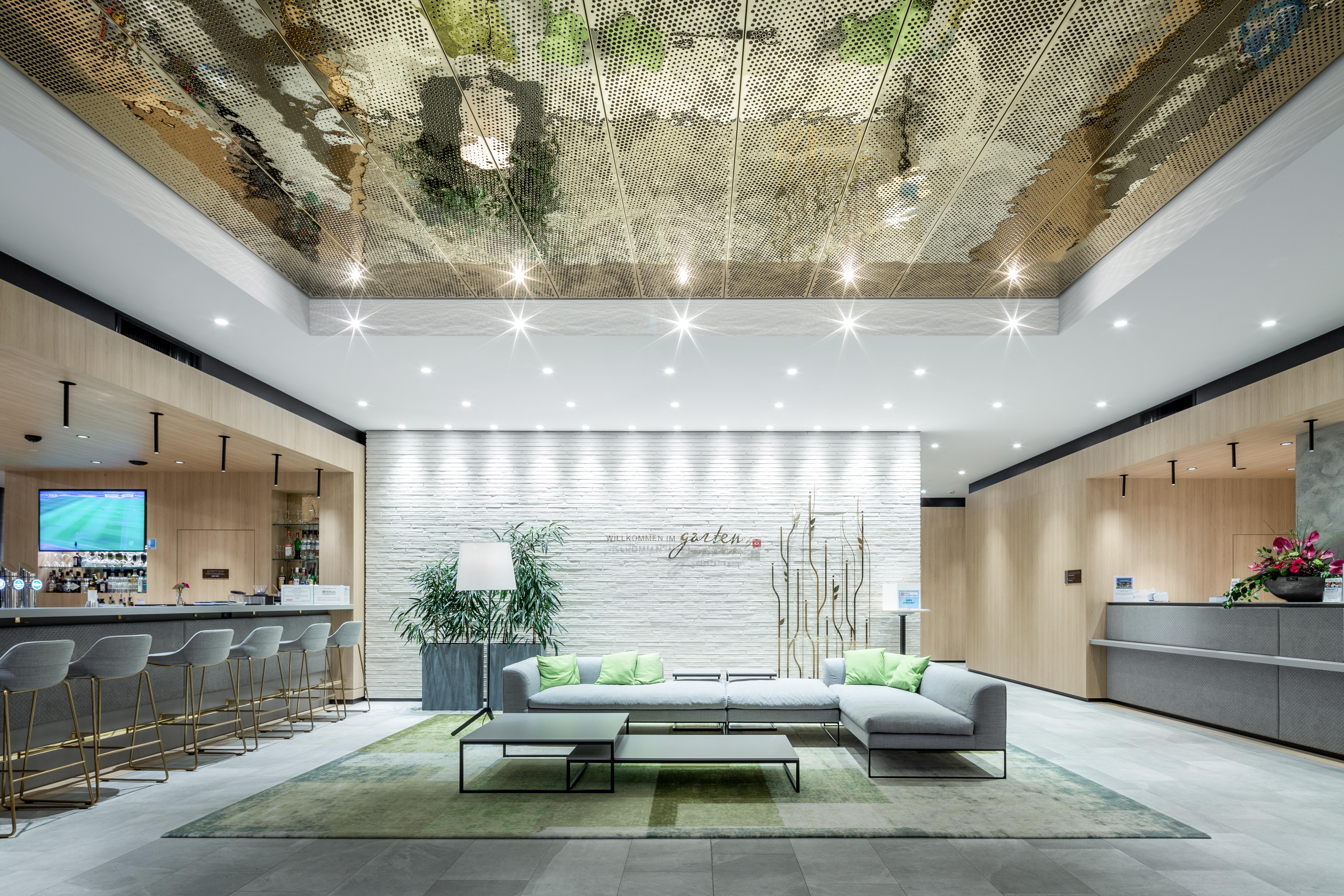 Hilton Garden Inn Wiener Neustadt Extérieur photo